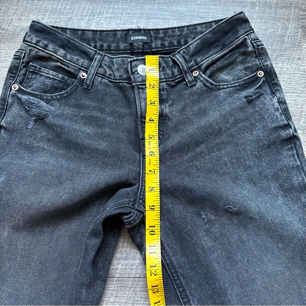 Express NWOT modern straight low rise black jeans women’s size 2 short - Picture 14 of 16